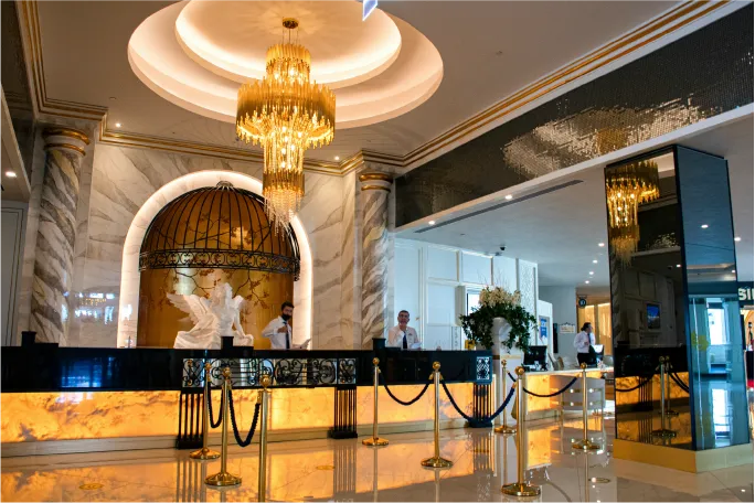 Hoteles y clubes