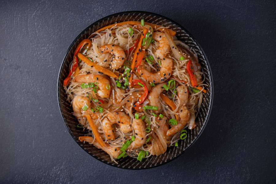 Fideo de arroz con camarones 