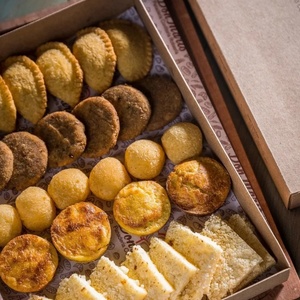 Bocaditos tipicos (bandeja)