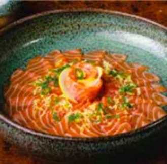 CARPACCIO DE SALMÓN CON SALSA NIKKEI