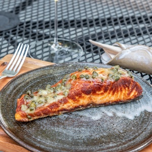 Salmón en salsa meunière