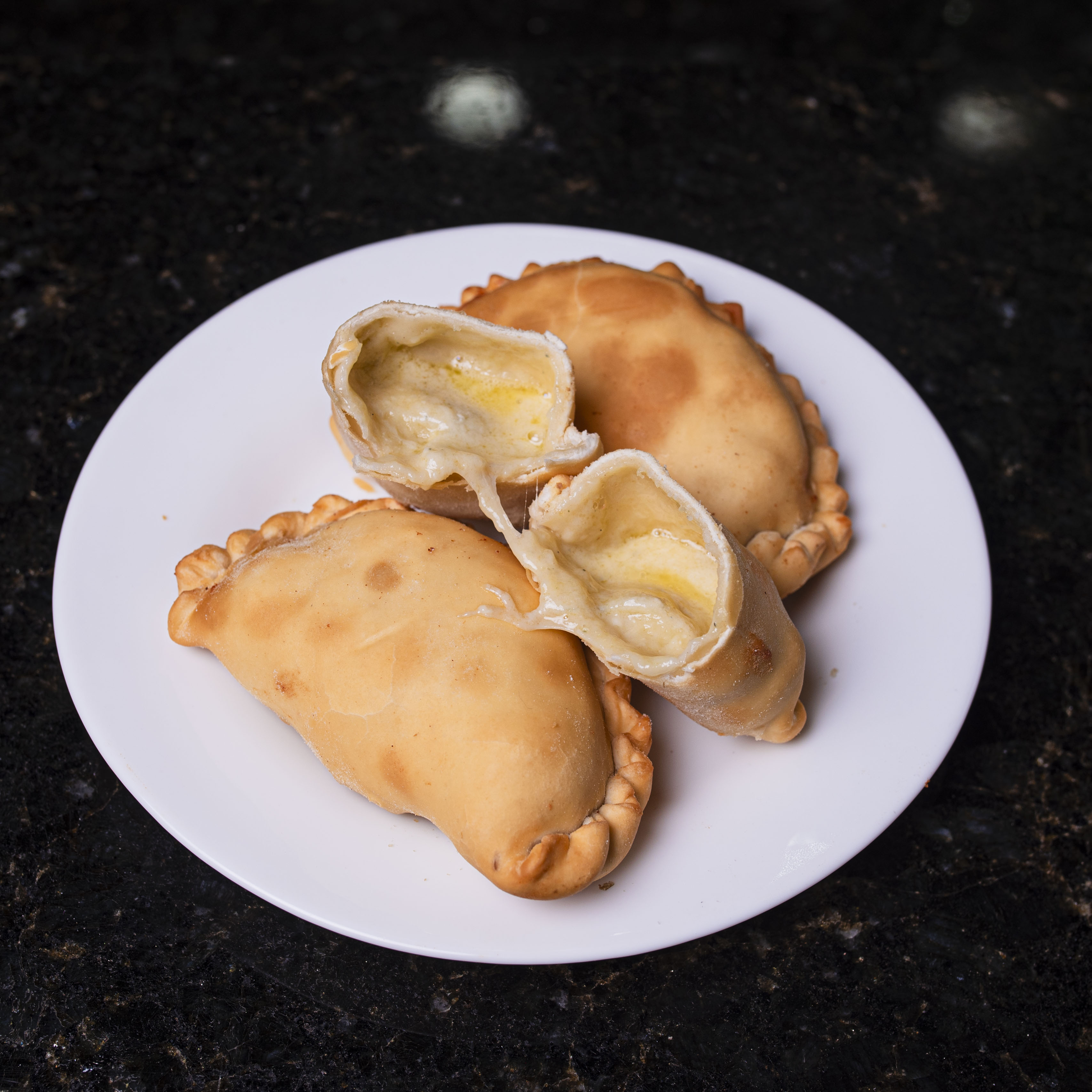 Empanada 4 Quesos