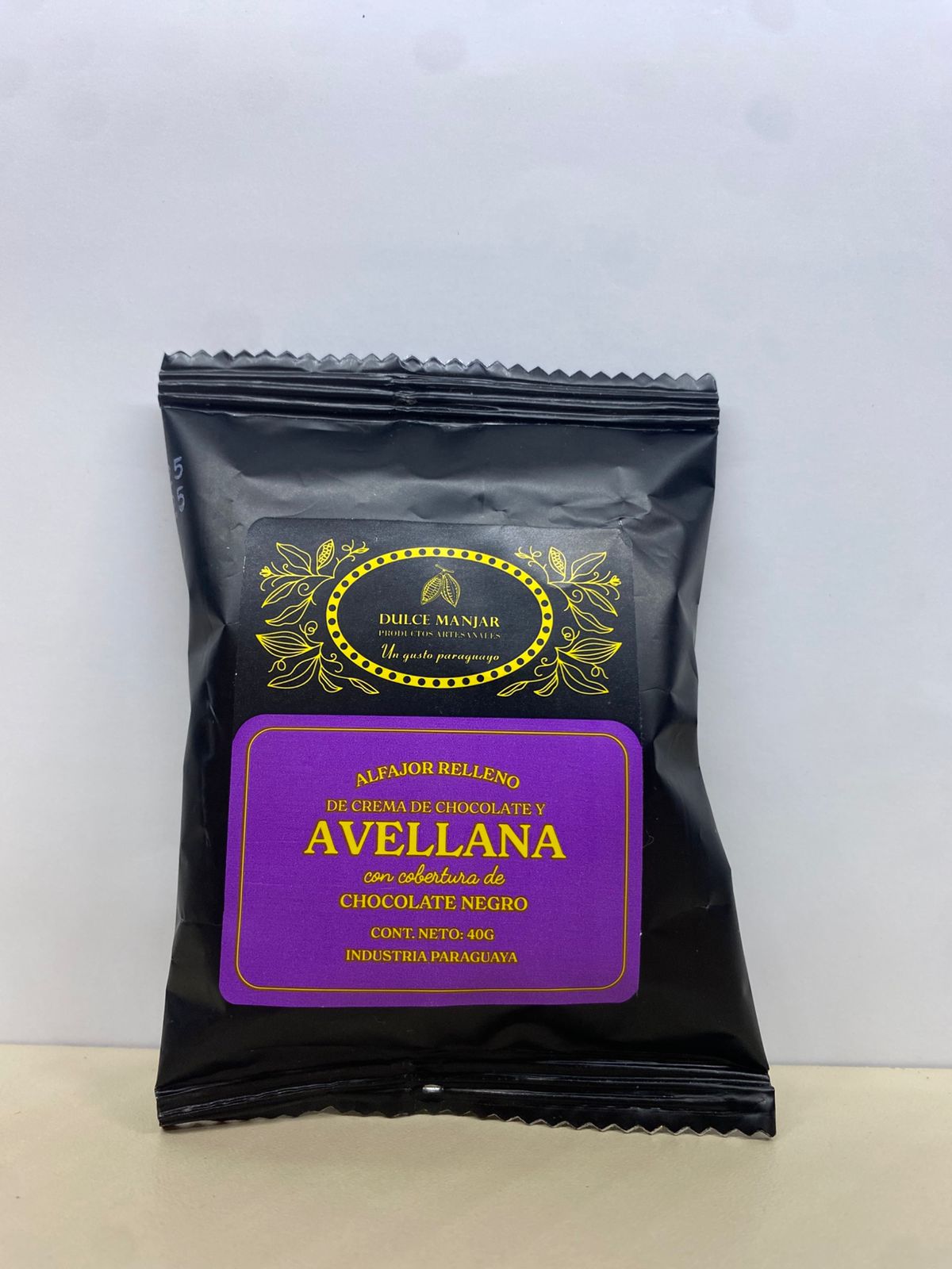 Dulce manjar alfajor crema de chocolate y avellanas negro 40 gr