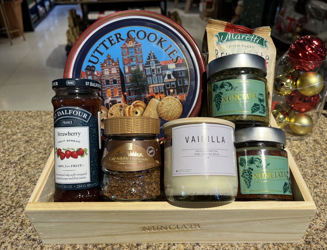 Café & Delicatessen