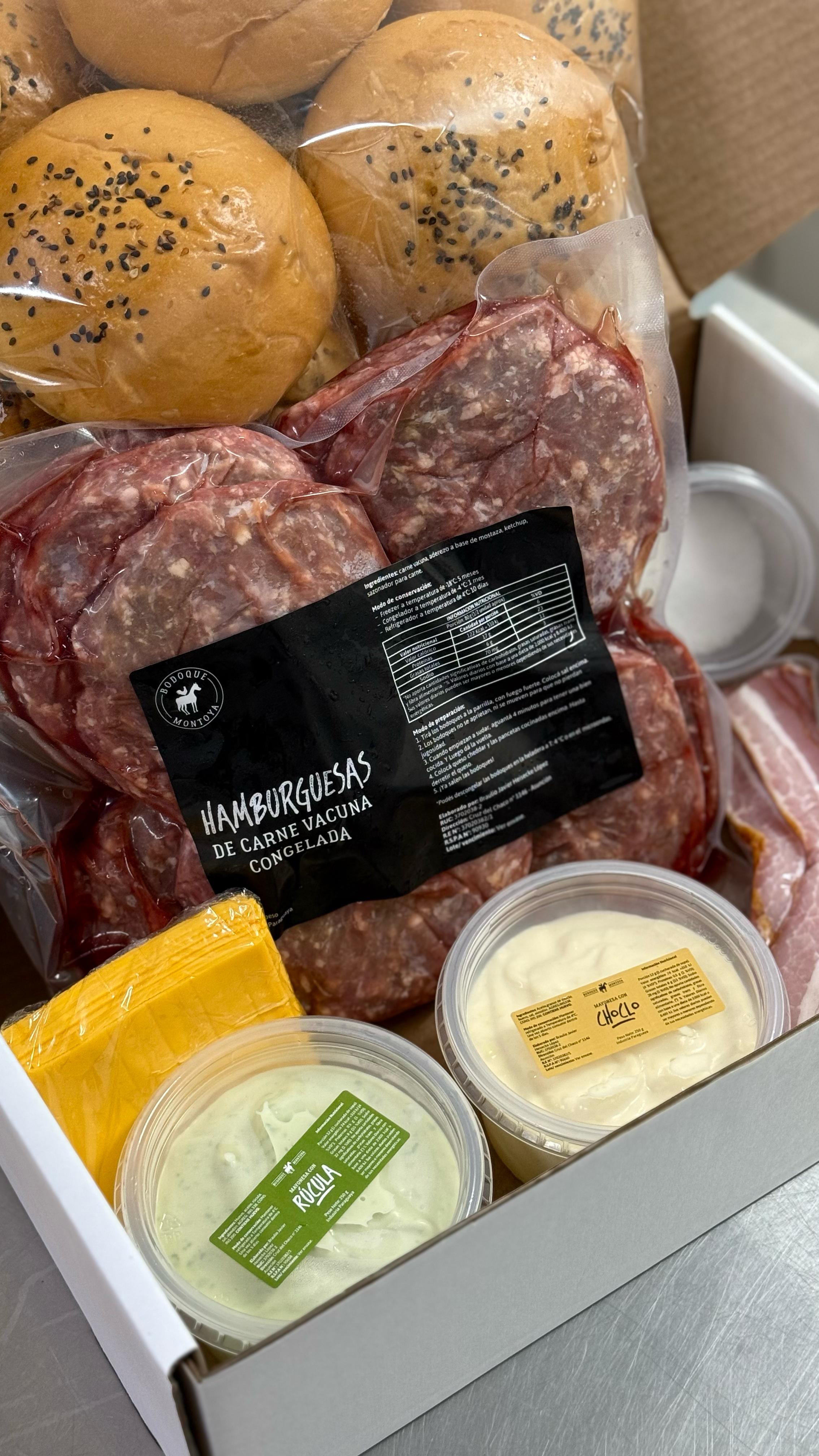 Caja 10 Unidades + 2 Salsas a elección 