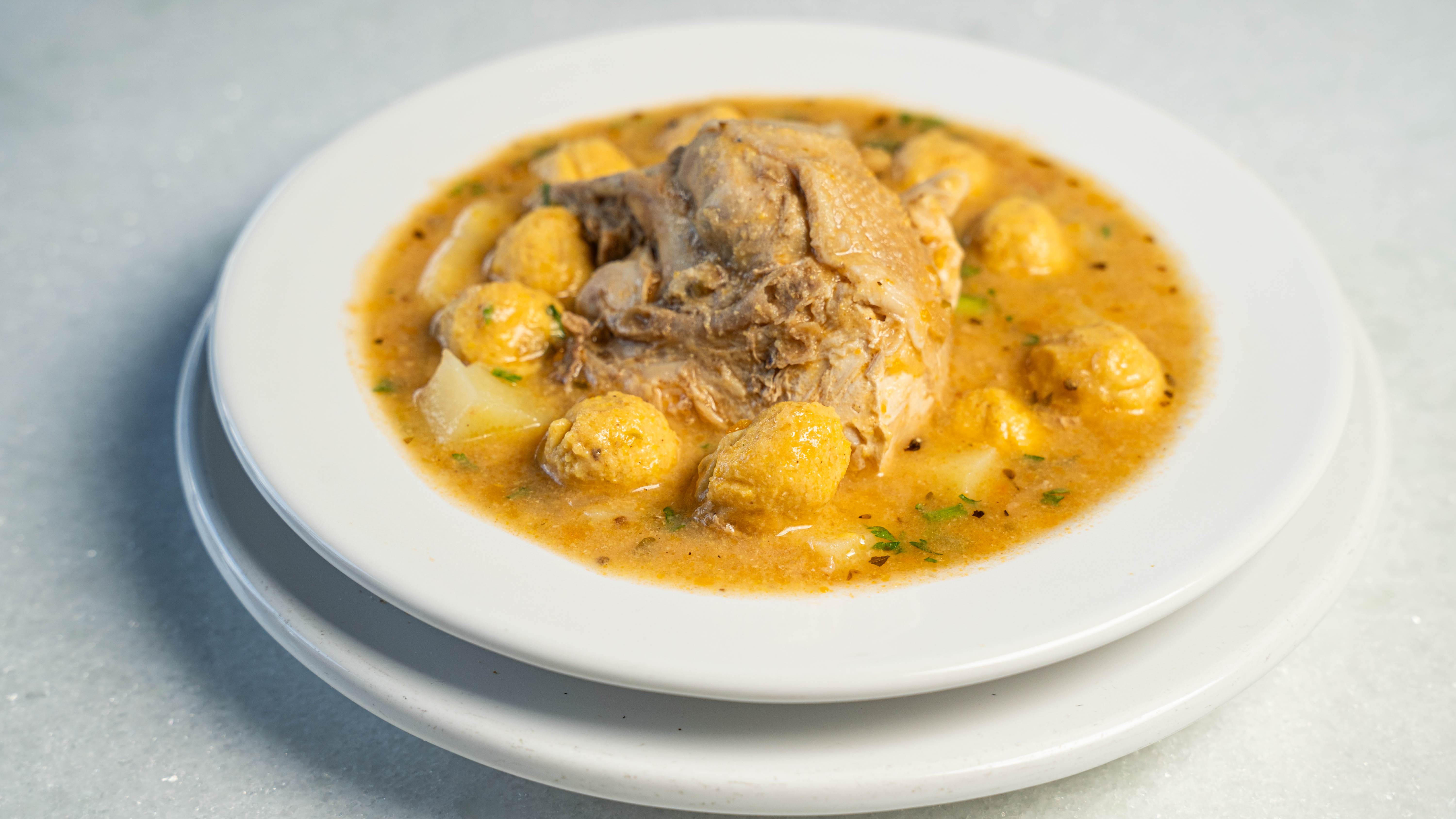 CALDO DE VORI VORI CON POLLO