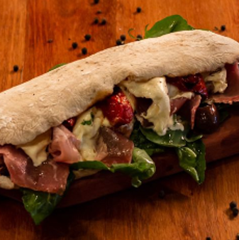 Sándwich Burrata Club