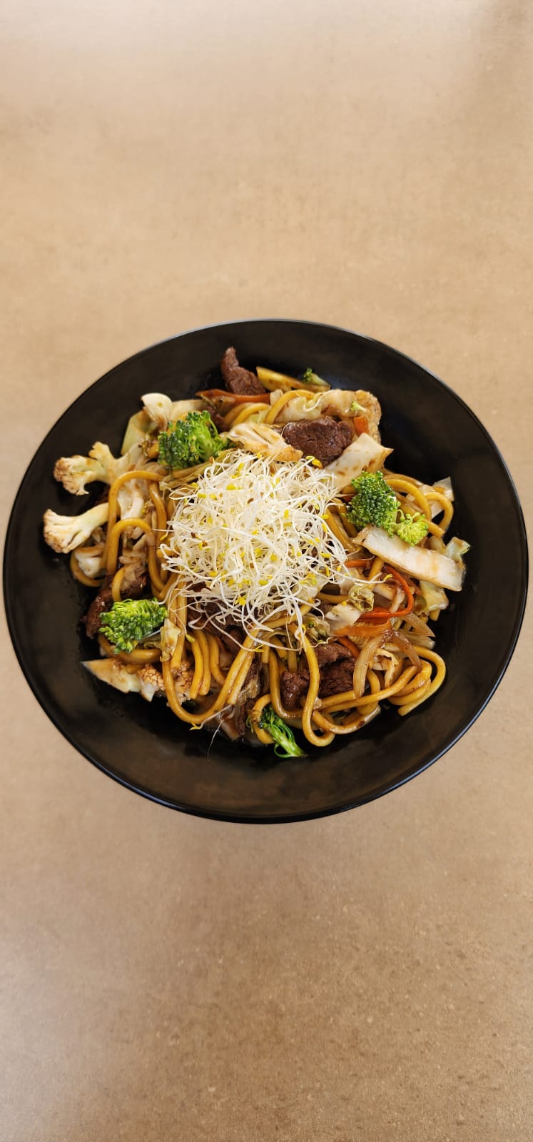 Yakisoba de Carne