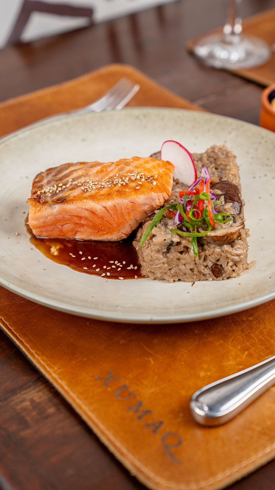 SALMÓN A LA MIEL DE SOJA