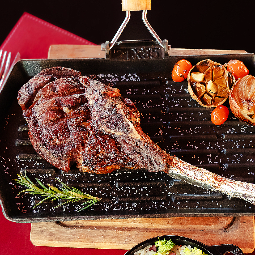 Tomahawk (3 acompañamientos a elección)