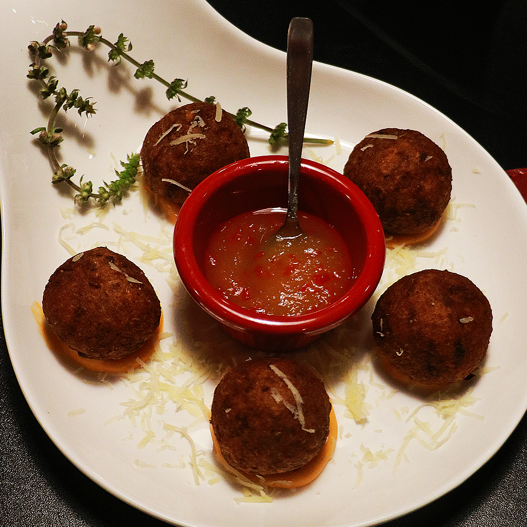 Bolitas de Carnes seca con queso Paraguay