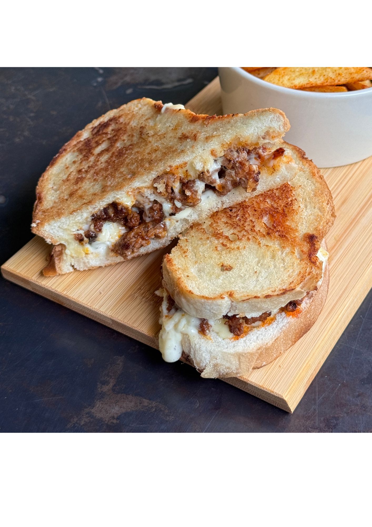 GRILLED CHEESE CARNE RANCHERA