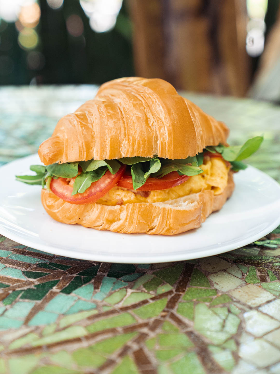 Croissant serrano