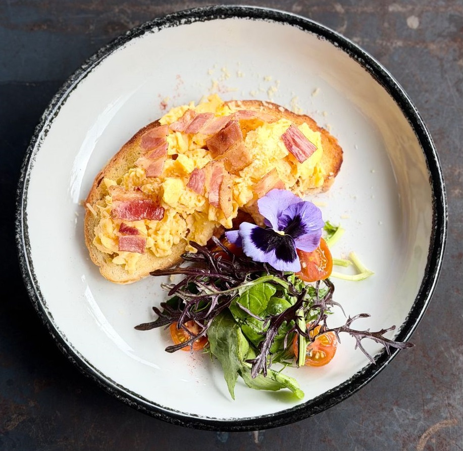 HUEVOS AL GUSTO