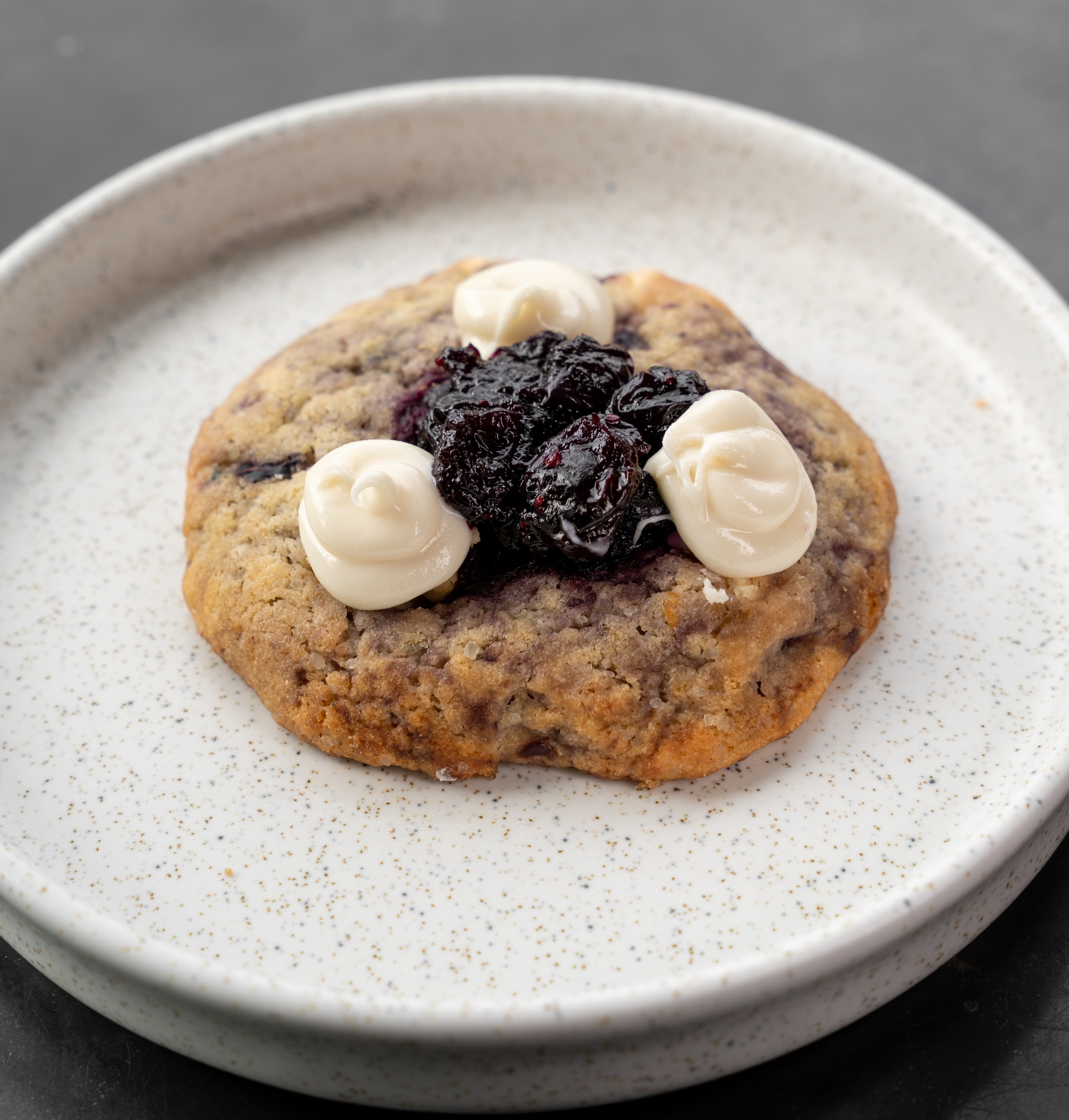 GALLETA DE ARANDANOS Y CHOCOLATE BLANCO