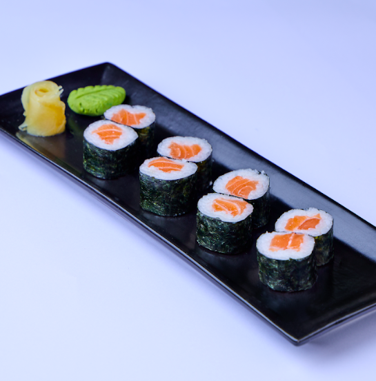 Hossomaki Shakemaki (Salmon)
