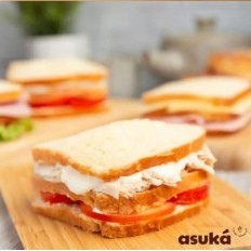 SANDWICH DE CATUPIRI CON POLLO