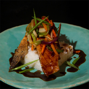 SALMÓN TERIYAKI 
