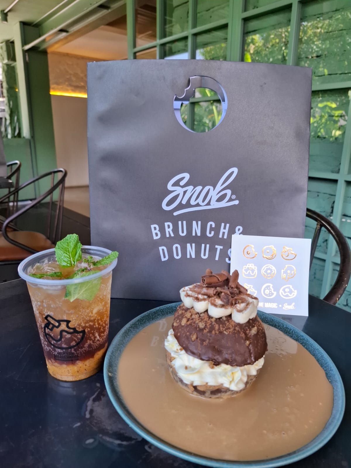 DONUT FRIA DE CAPUCCINO + SODA COLD BREW