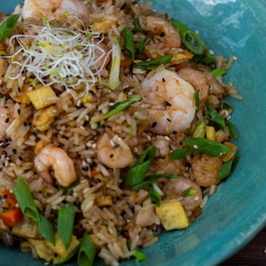 ARROZ FRITO CON CAMARONES