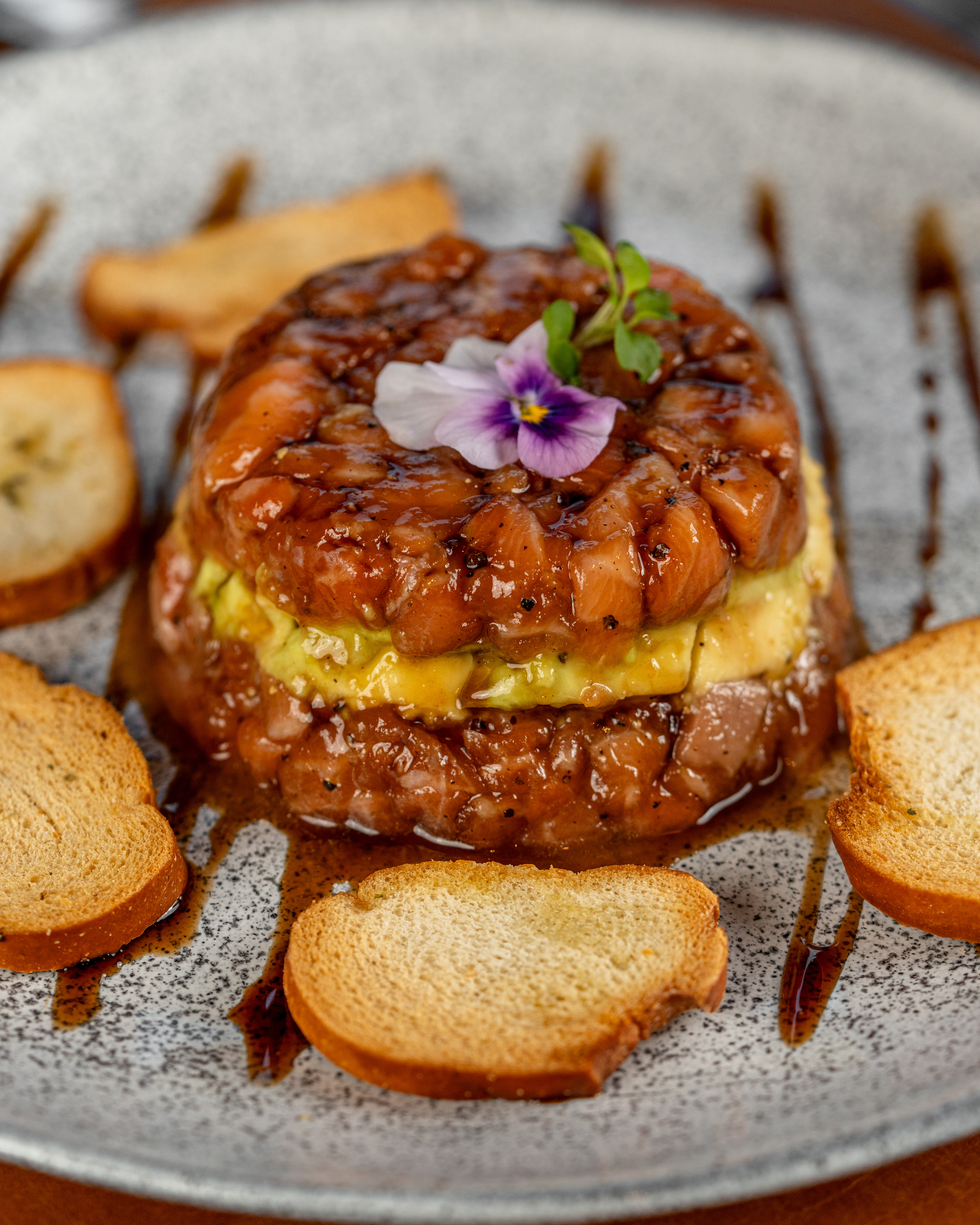 TARTARE DE SALMÓN