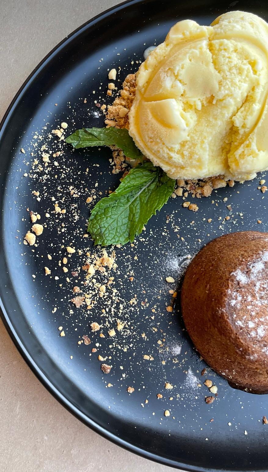 Petit Gateau Chocolate