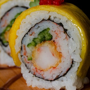 Tobiko Roll (medio)