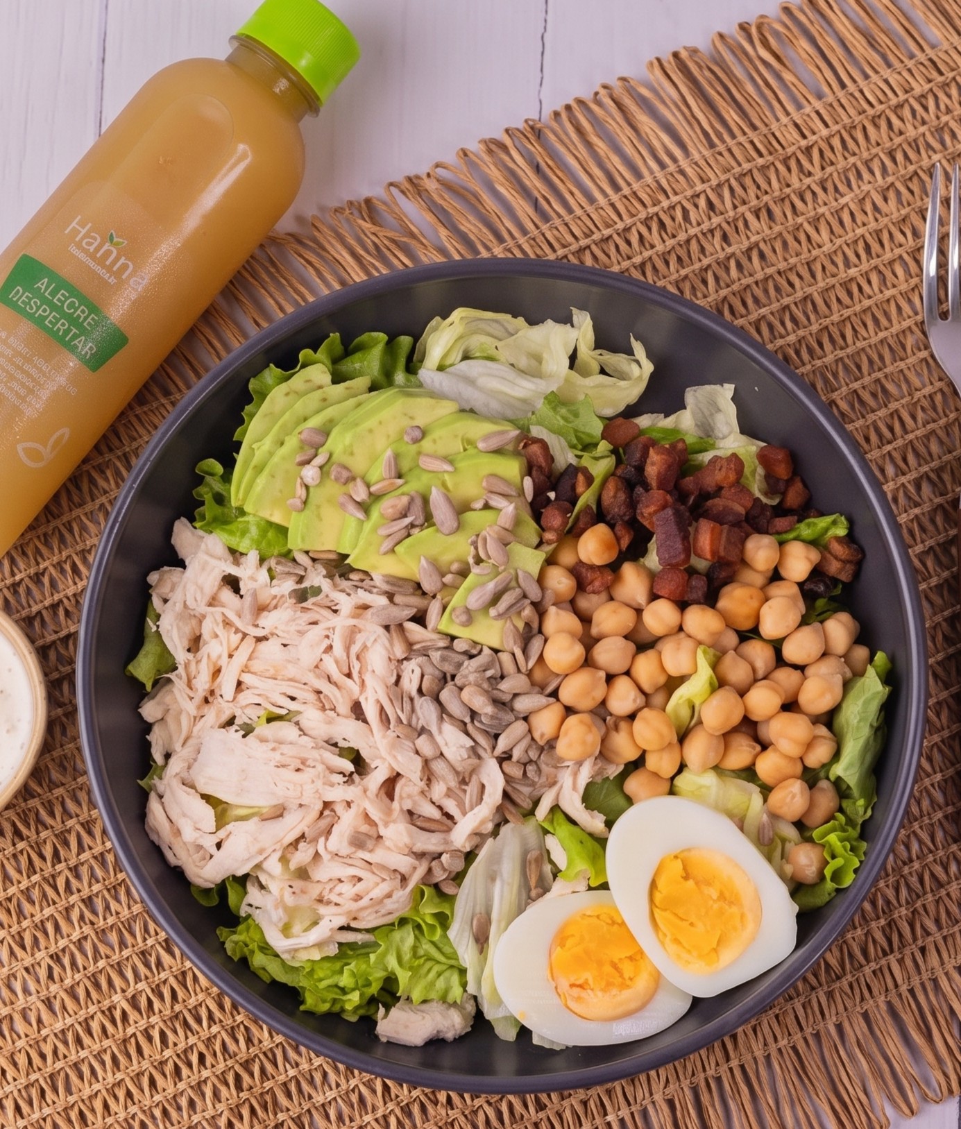 Ensalada 40 pro + agua saborizada