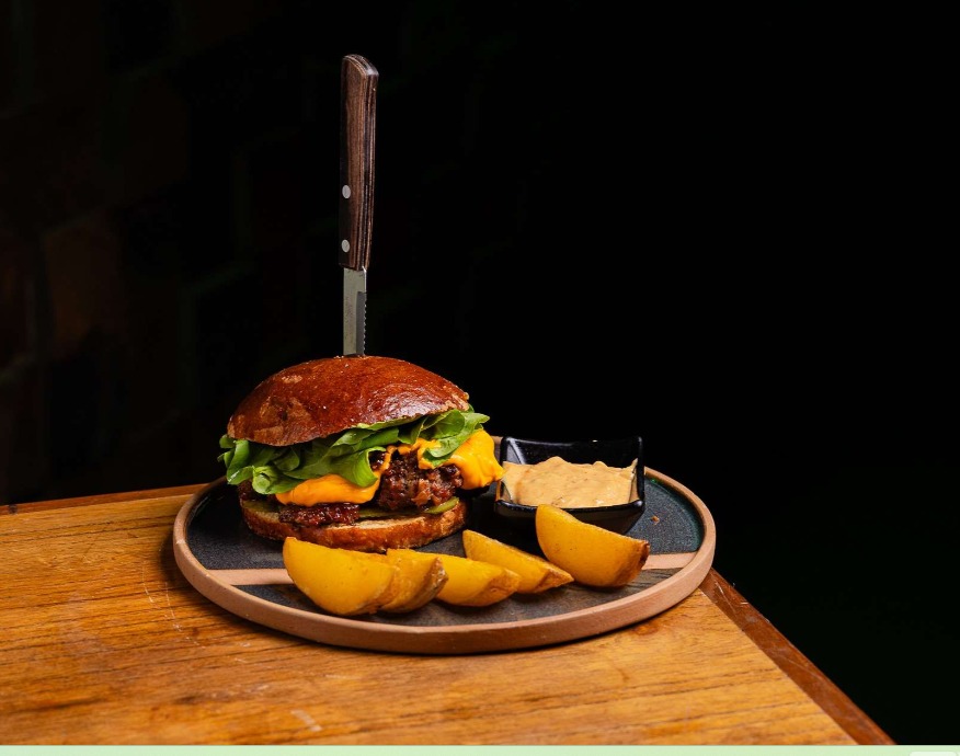 HAMBURGUESA DE COSTILLA