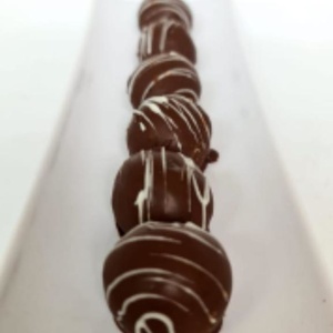 MINI BOMBONES BROWNIE CON BAÑO DE CHOCO NEGRO