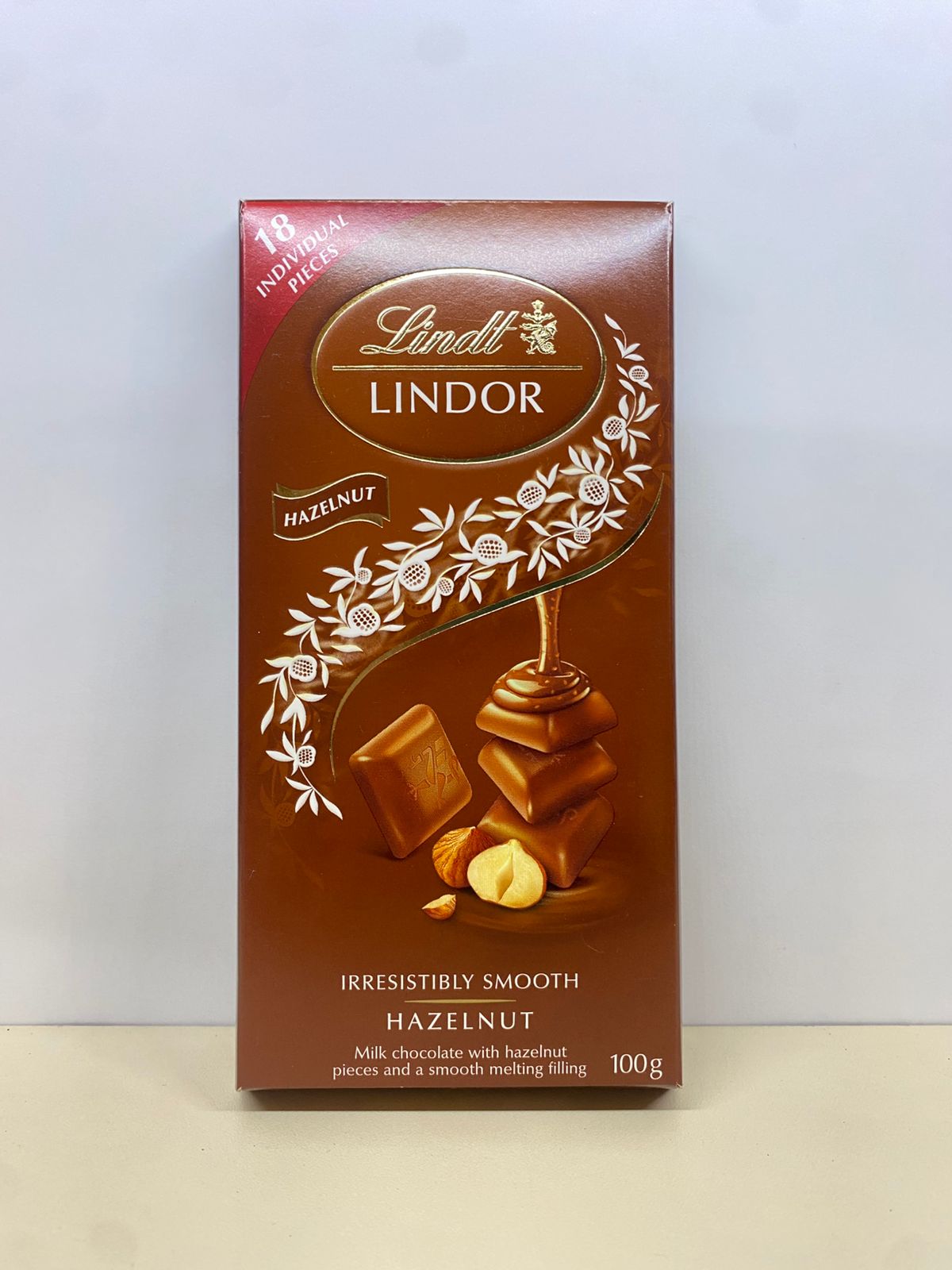 Lindt lindor tabla leche con avellanas 